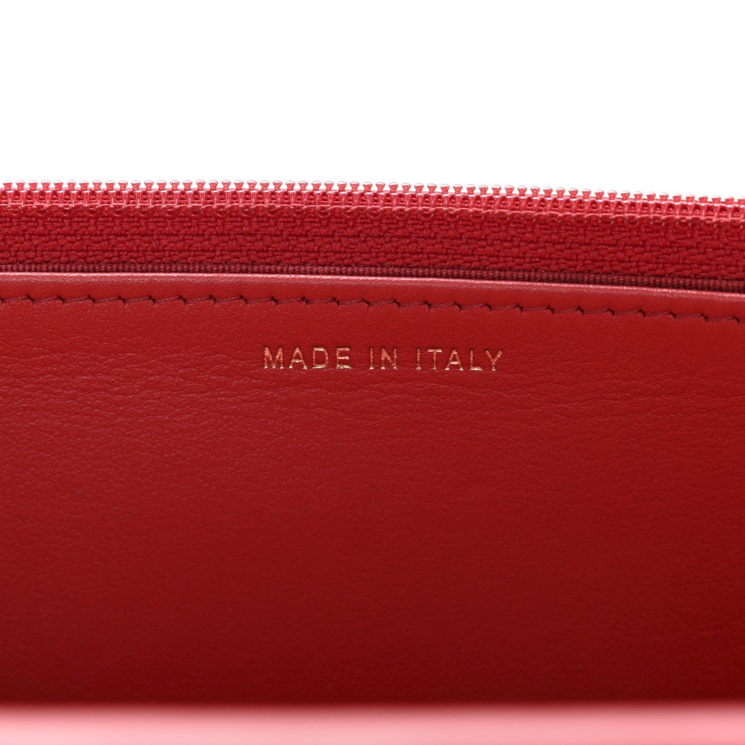 Caviar Quilted Boy Wallet On Chain WOC Red